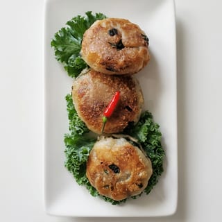Chive Dumpling (3PC) | Appetizer
